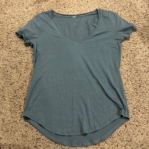 Lululemon V neck Love Tee